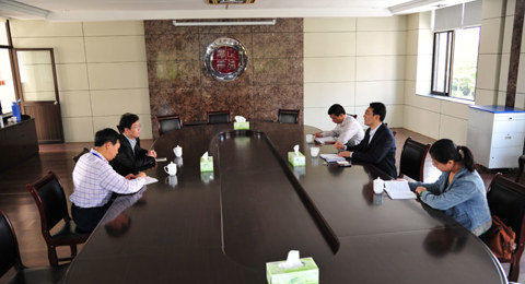 市委第一督导组副组长刘张华等3人来校督导我校开展党的群众路线教育活动的情况