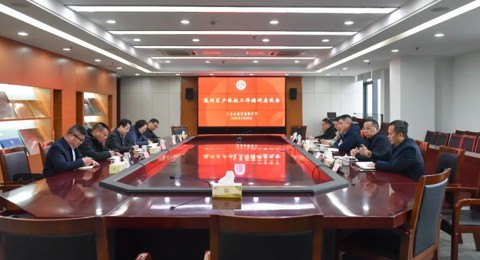 区教体局领导莅临少体校开展专项调研